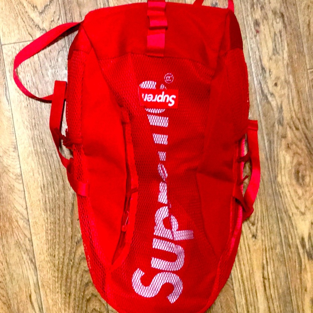 Supreme back pack